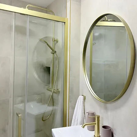 Imperium Iv Apartment Split