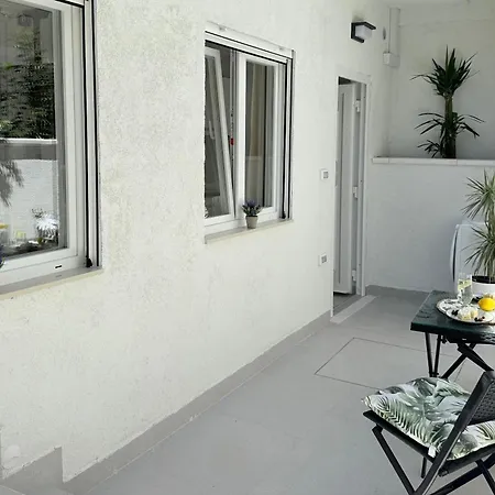 Apartment Imperium Iv Split