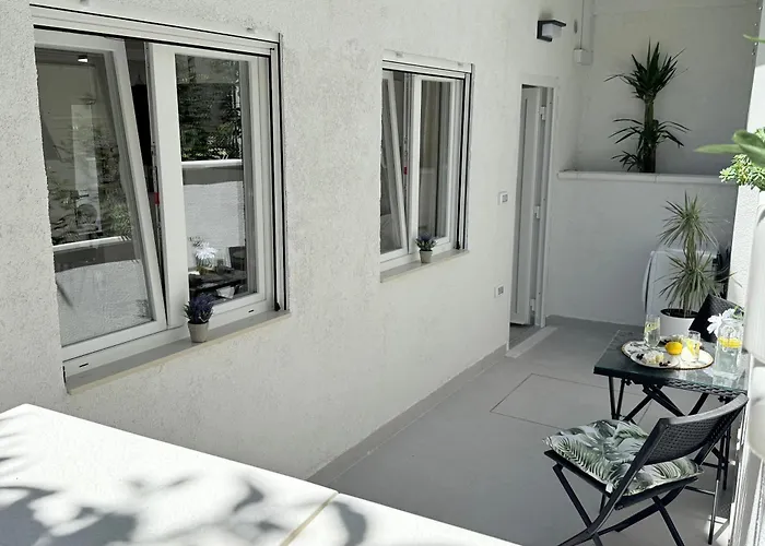 Imperium Iv - With Terrace Apartment Split
